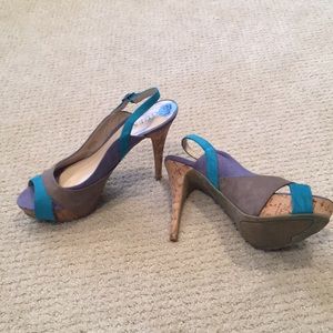 NWOT Guess Size 6.5 Open-toe 3.5 heel